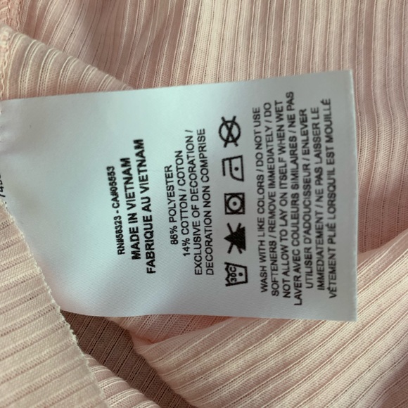 💚 Nike Yoga Slim-fit Size S NWT - retail $50 - Picture 5 of 5